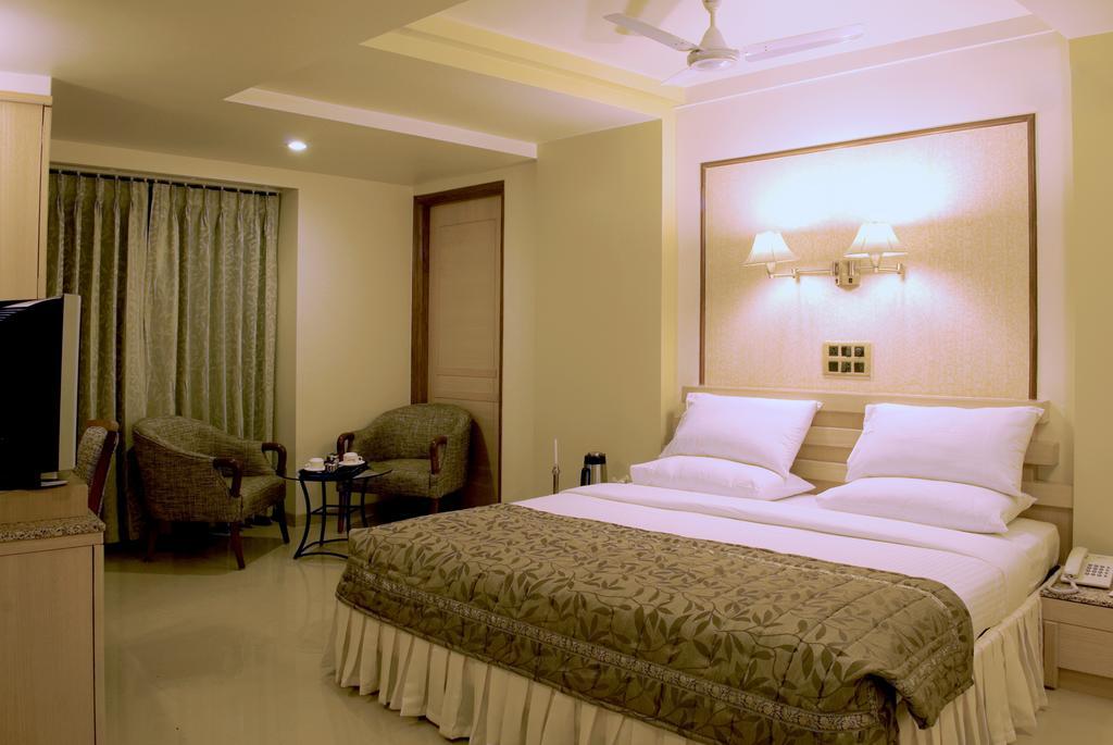 Hotel Deccan Royaale, Shivajinagar Pune Zimmer foto